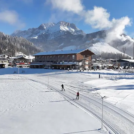 Fairhotel Hochfilzen B&B-2